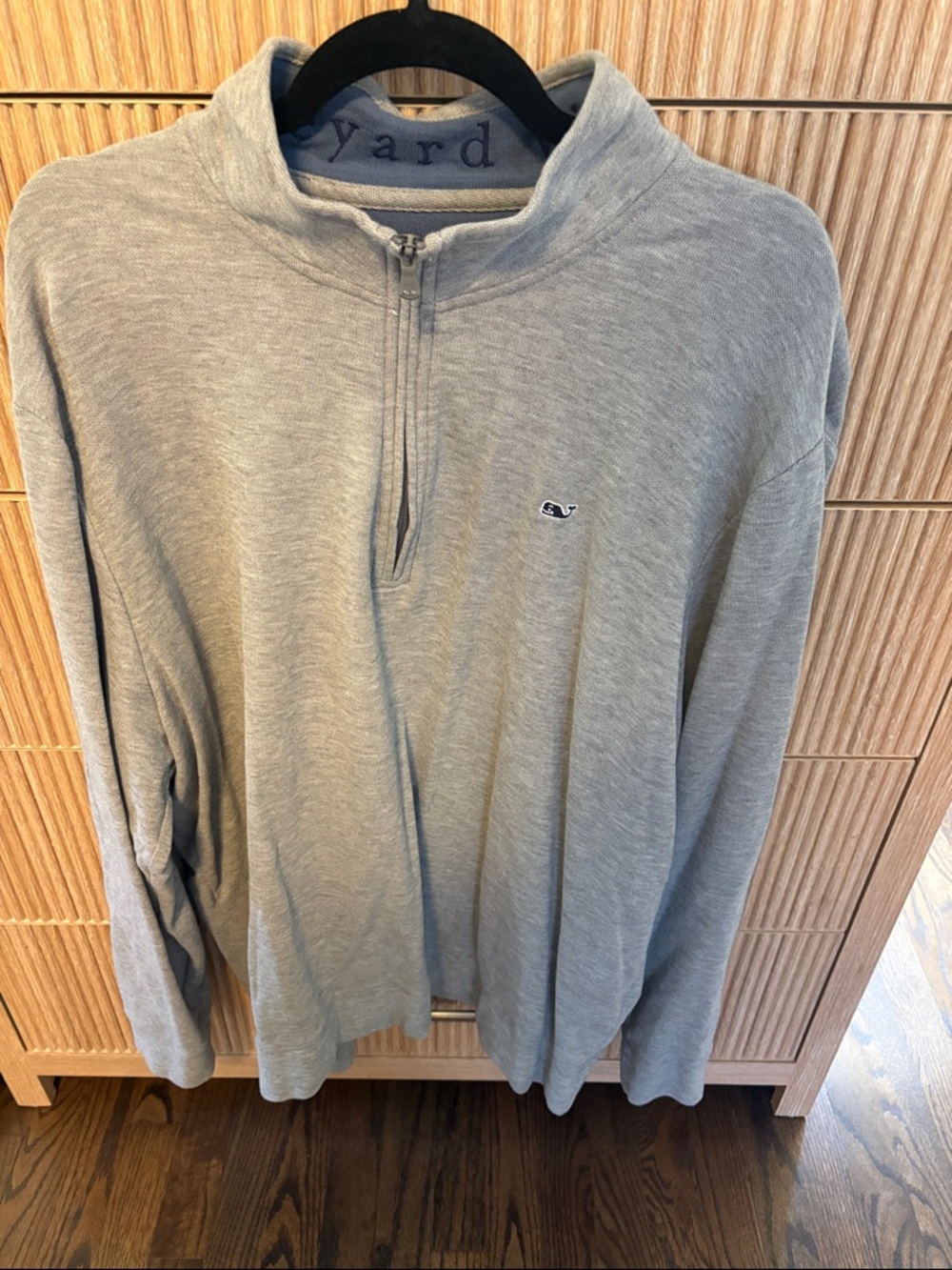 Vineyard Vines Light Gray Men's Quarter-Zip Sweater